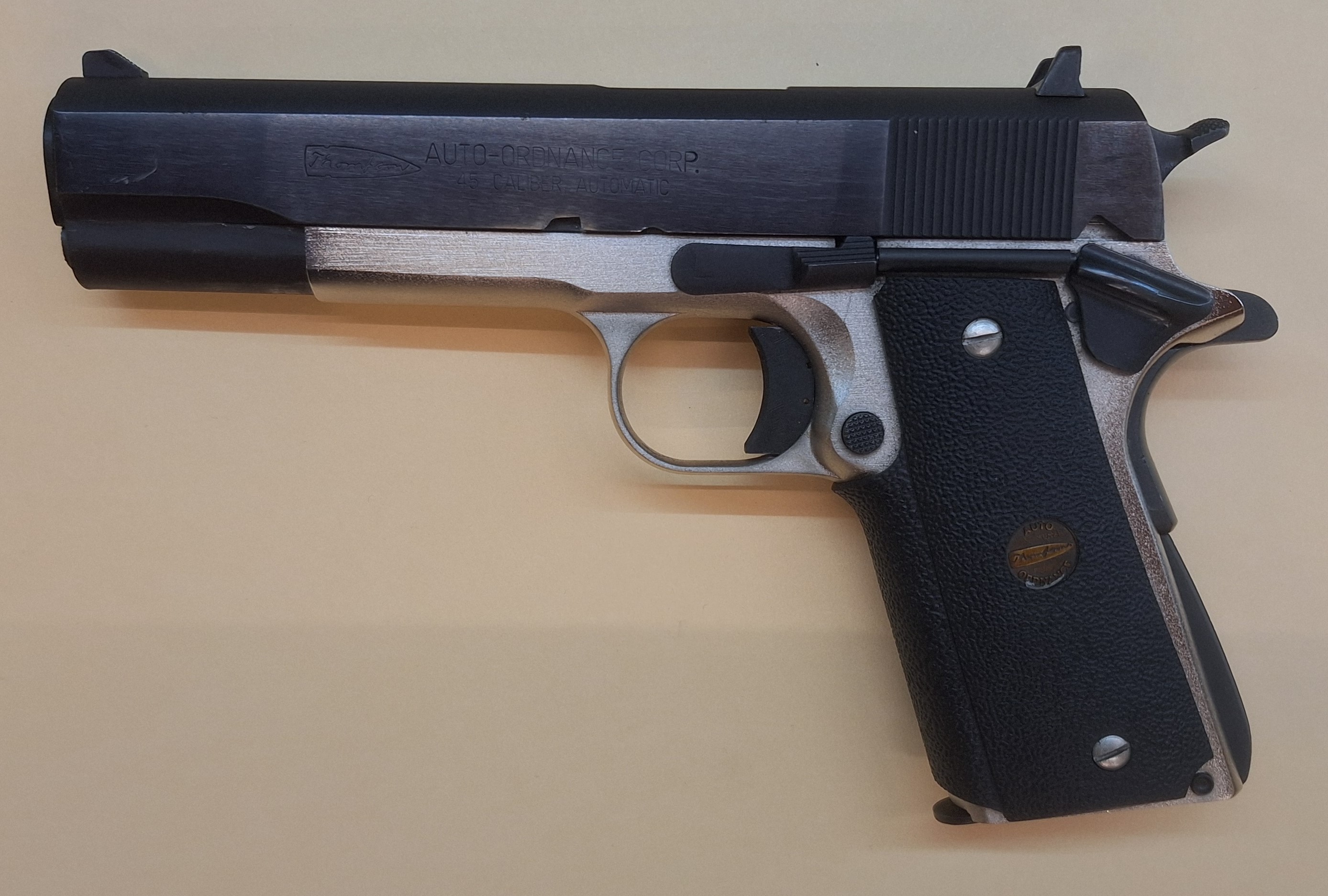 Auto-Ordnance 1911 Bicolor 45ACP